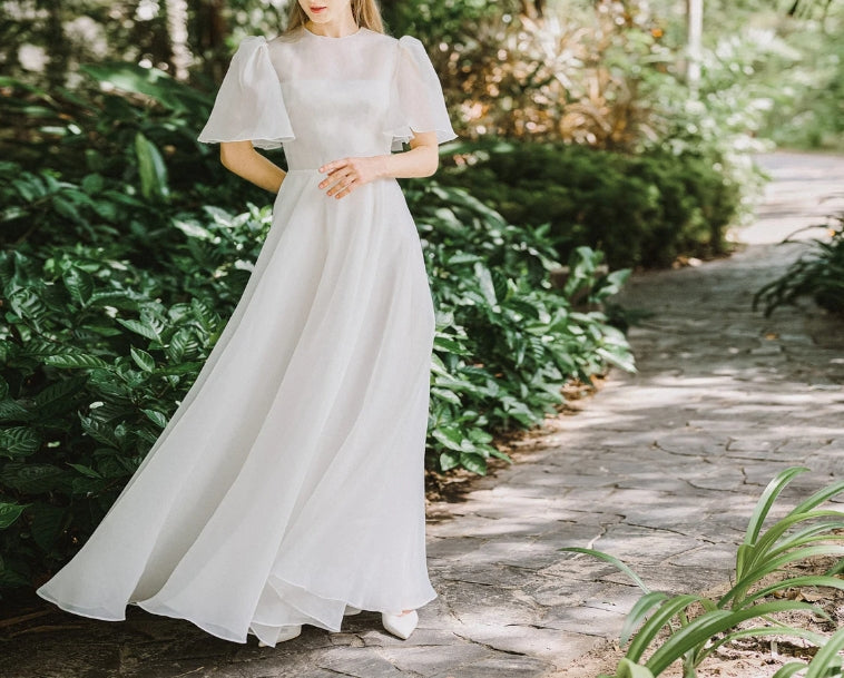 Organza wedding dress Casual wedding dress Minimalist dresses Modest wedding dress White dresses