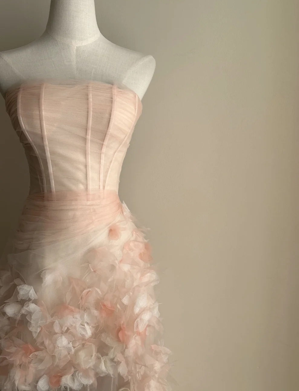 Chic Prom Dress Strapless Pleated Floral Tulle Formal Dresses Gala Gown Evening Dress HZ0319