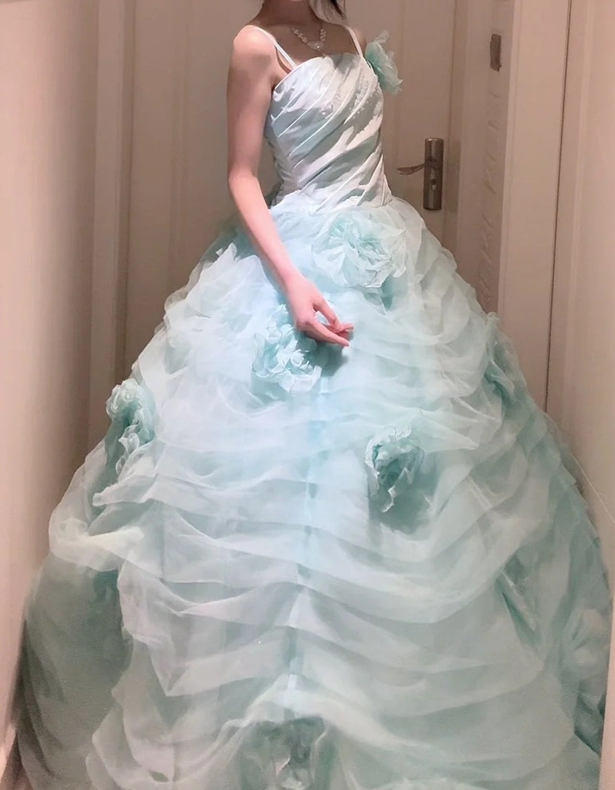 Charming Ball Gown Spaghetti Straps Tulle Evening Gala Gown Prom Dresses Quinceanera Dress HZ0319