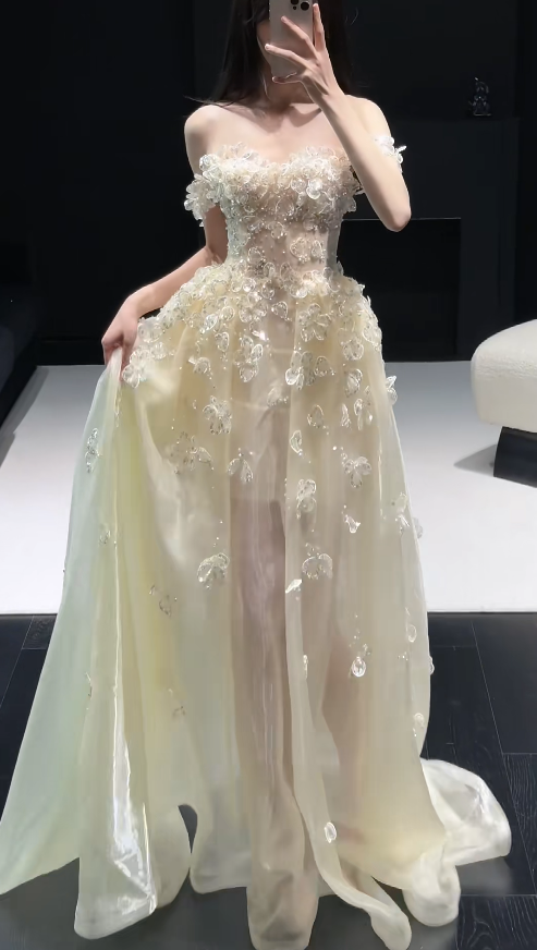 Fairy Light Yellow Prom Dress Applique Birthday Dress Off-shoulder A-Line Tulle Long Evening Dress DP05320