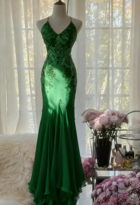 Mermaid Spaghetti Strap Chiffon Applique Long Prom Dresses with Scarf