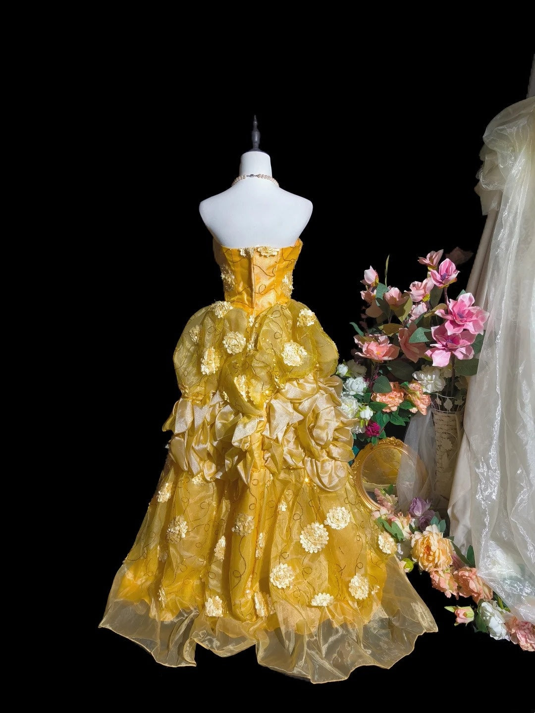 Stunning Prom Dress Yellow Strapless Pleated Evening Dress Birthday Party Outfits HZ0319