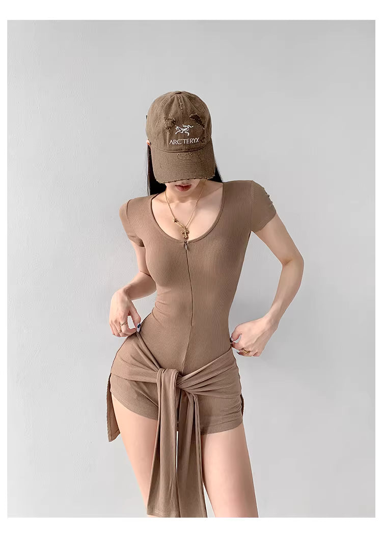 Slim-fit, waist-cinching, belted, short-sleeved bodysuit for women, sexy style, yoga bodysuit. 11478