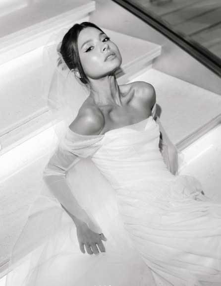 Elegant White Off-the-Shoulder Ruched Tulle Train Wedding Dress cc5573