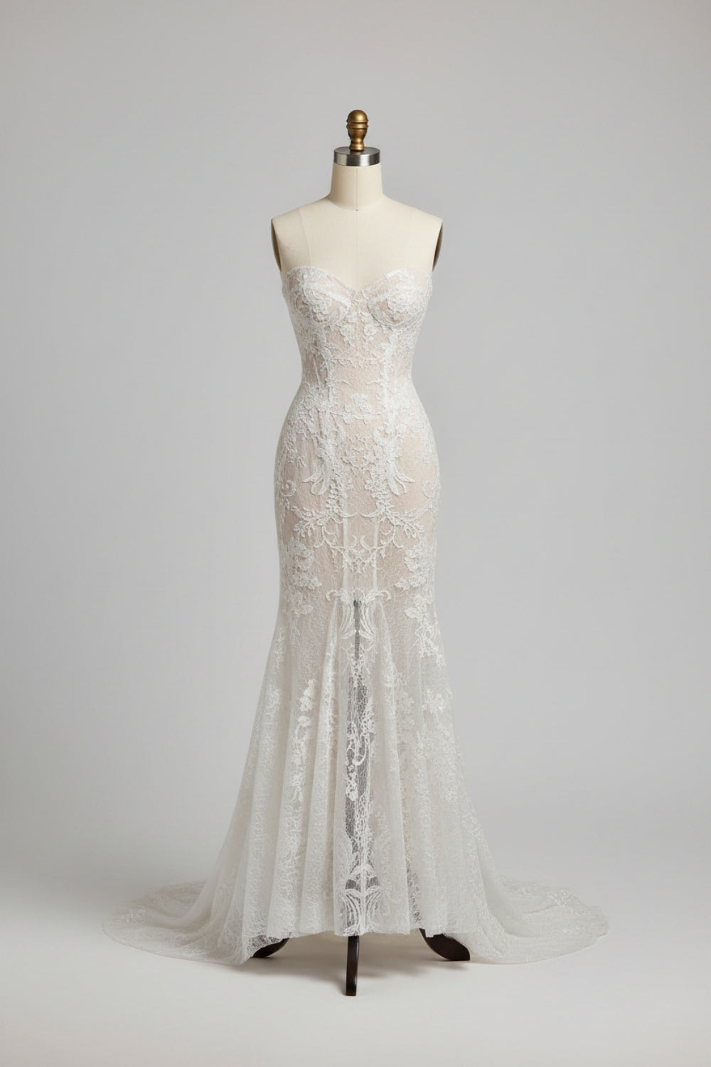 Beautiful Sweetheart Sleeveless Appliques Lace Mermaid Wedding Dress