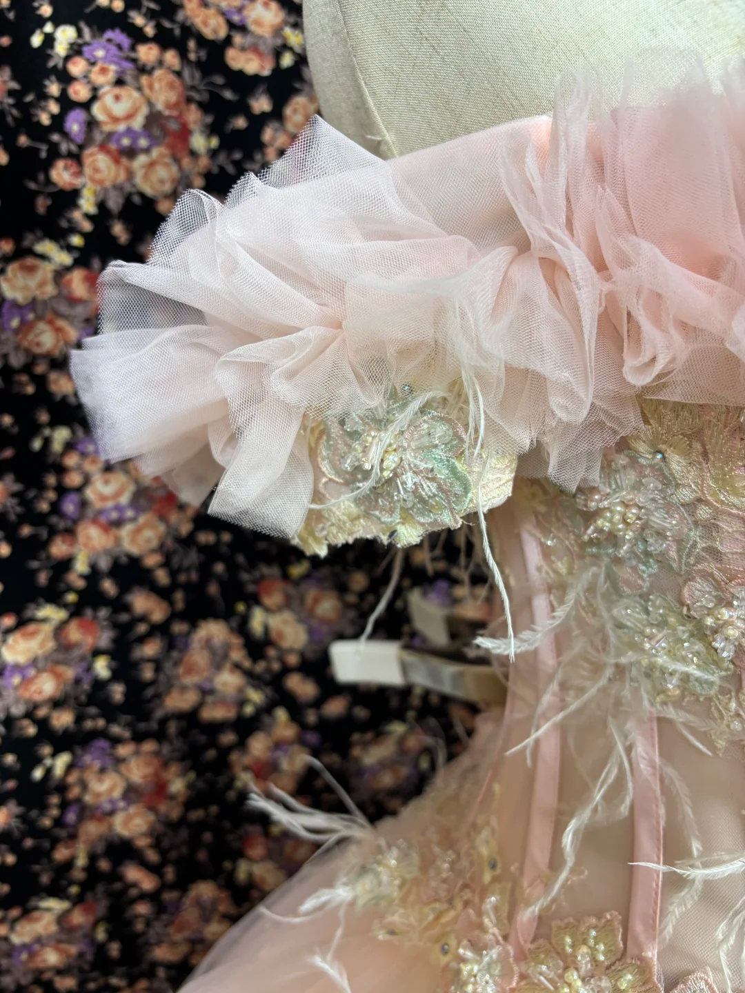 Vintage Pink Sweetheart Off-the-shoulder Tulle Beaded Quinceanera Evening Dress Ball Gown HZ1024