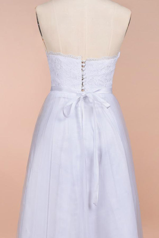 Graceful Strapless Tulle Lace A-line Wedding Dress