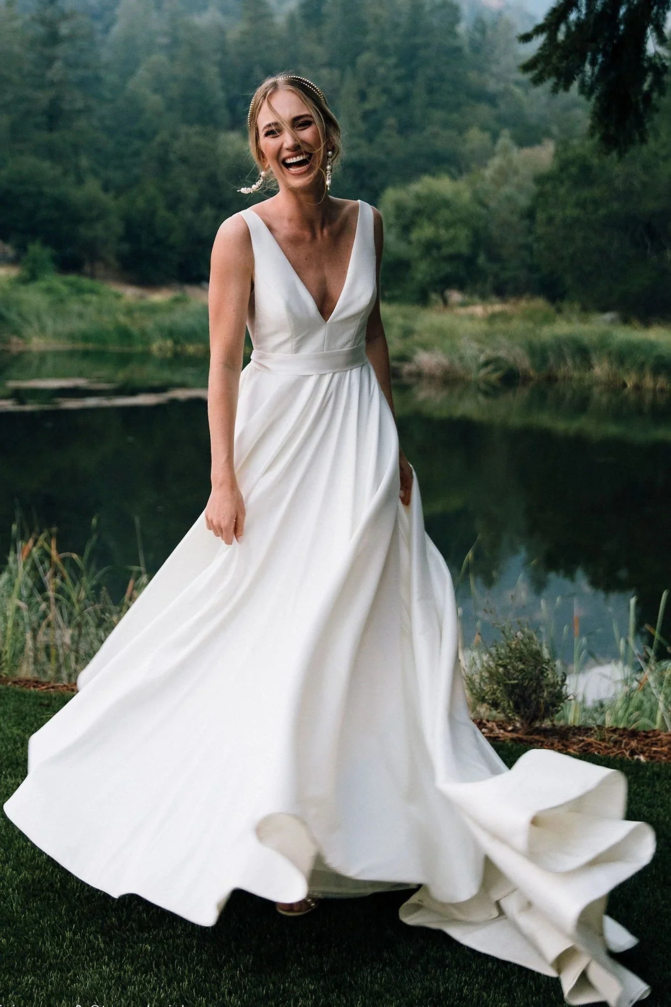 Elegant Satin Wedding Dress V Neck Backless A Line Bridal Dress Simple Solid Color Sexy