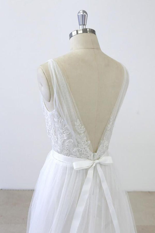 V-neck Ruffle Applqiues Tulle A-line Wedding Dress