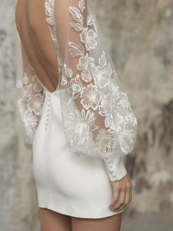 White Short Wedding Dresses V-Neck Long Sleeves Backless Sheath Cut-Outs Lace Bridal Dresses