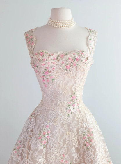 Retro Pink Floral Exquisite Embroidery Design A-Line Short Homecoming Dress Party Dress HZ1024