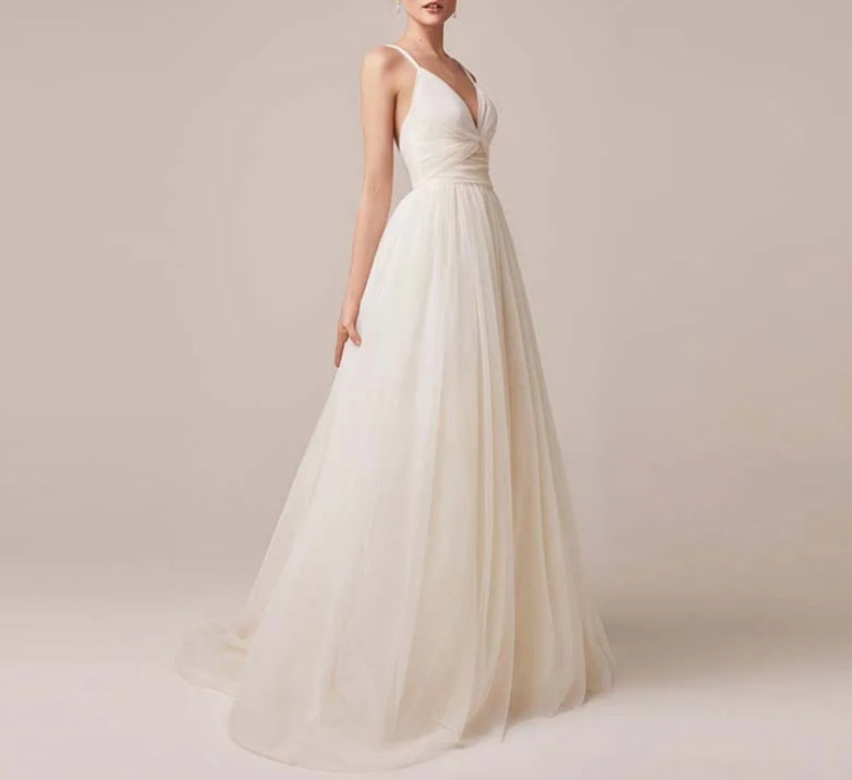Sexy Spaghetti Straps Tulle Wedding Dress Vestido De Novia Sleeveless V-neck Backless Bride Dresses