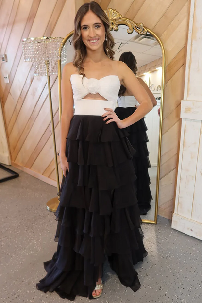 A-Line Strapless V-Neck Layered Chiffon Sleeveless Formal Prom Dress