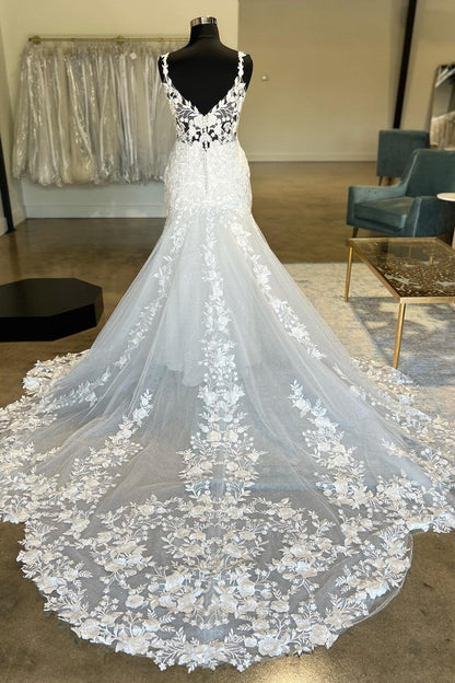 White Plunging V Neck Appliques Trumpet Sweeping Wedding Dress