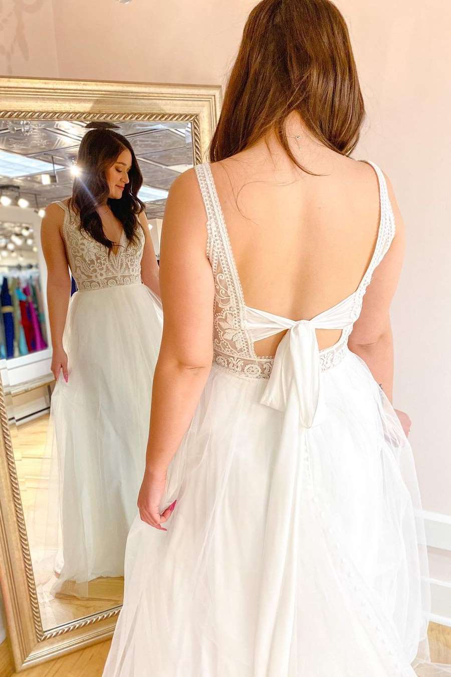 Lace V-Neck Backless A-Line Tulle Bridal Gown