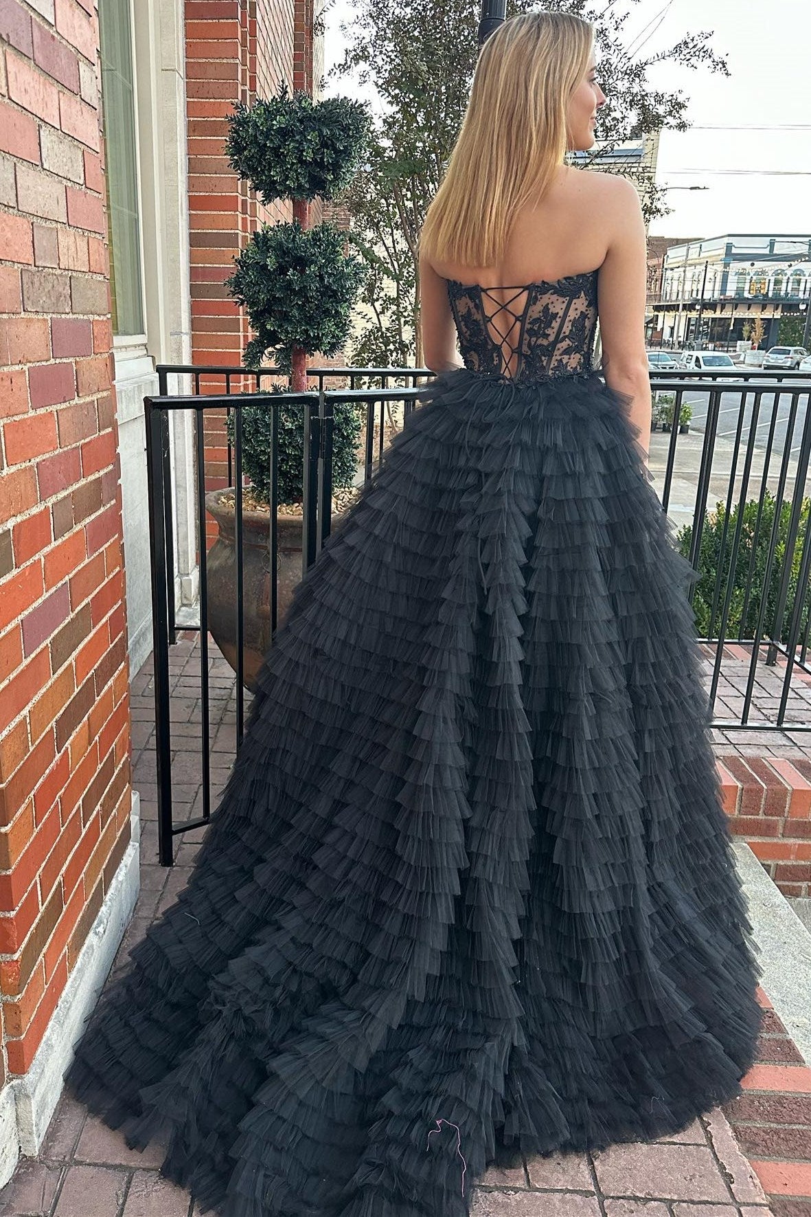 Yellow Appliques Sweetheart Ruffle Tiered A-Line Prom Dress