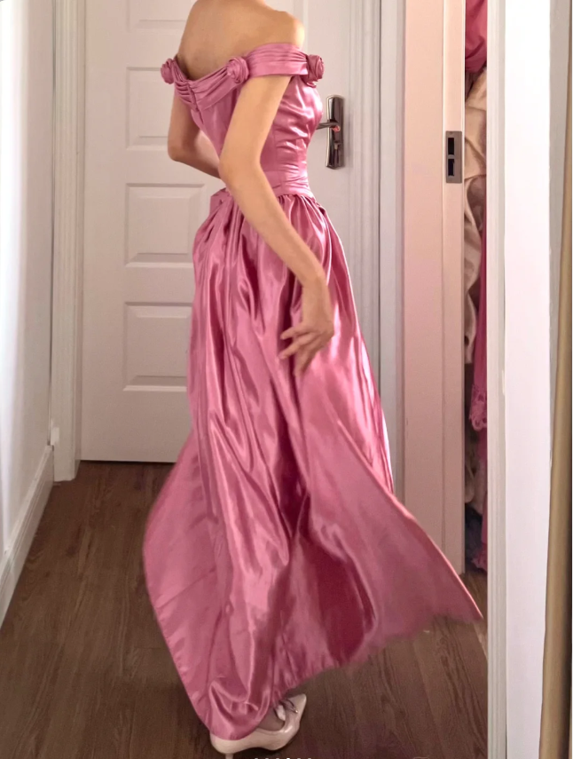 Retro Sweet Pink A-line 3D Floral Off-Shoulder Satin Long Prom Dress Evening Dress cc5319