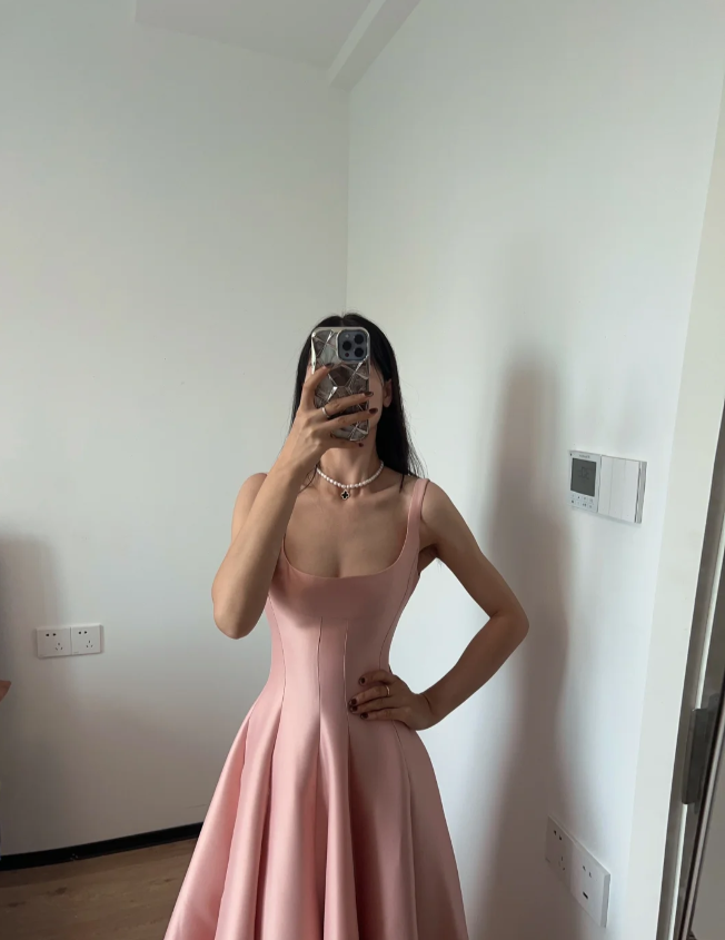 Simple And Elegant Pink A-line Square Neck Halter Satin Prom Dress Evening Dress cc5327