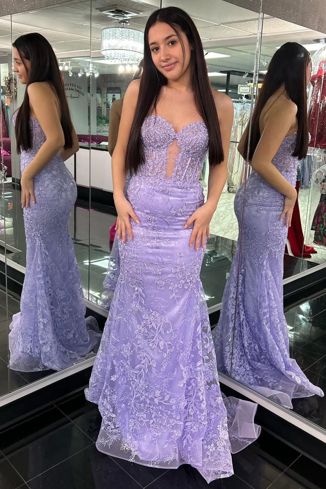 Lace Appliques Sweetheart Keyhole Trumpet Long Prom Dress