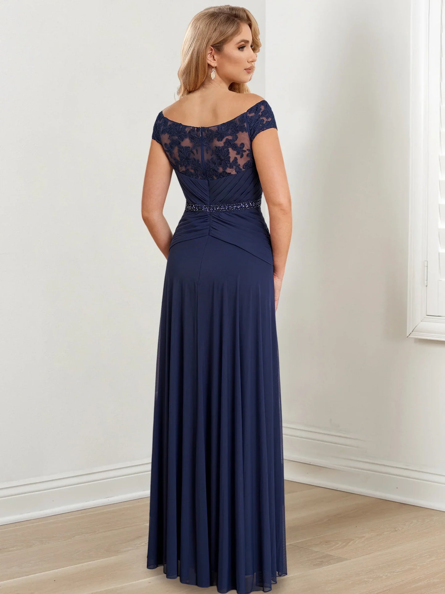 A-line/Princess Off Shoulder to Floor Length of the bride dresses