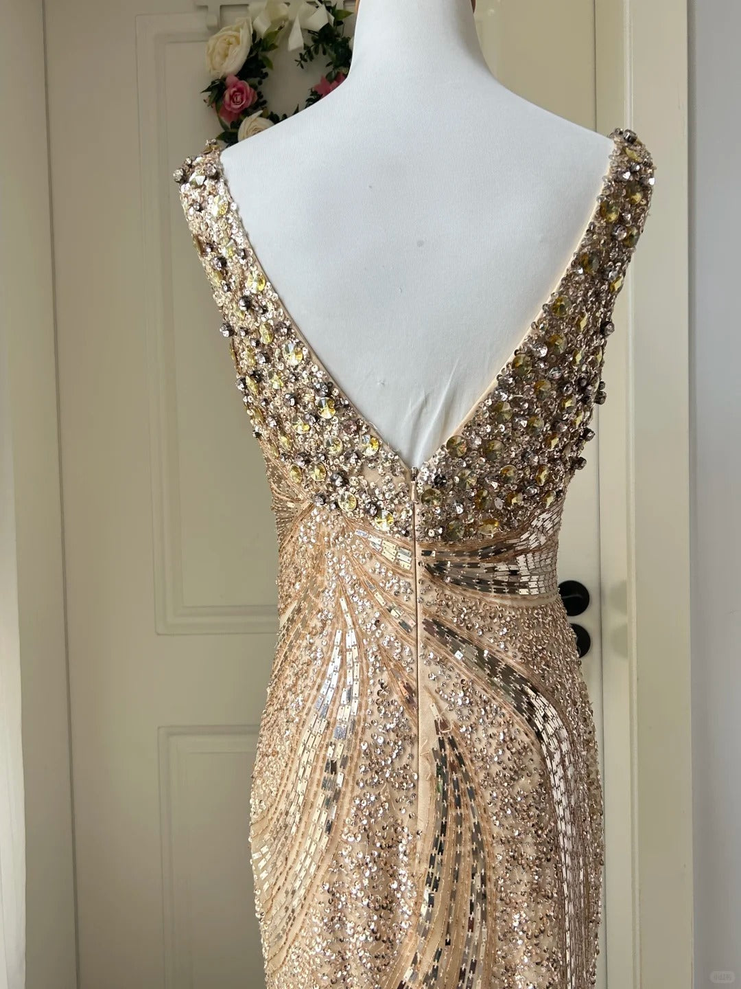 Luxurious Gold V-neck Mermaid Sequined Long Prom Dress Evening Dress cc5349