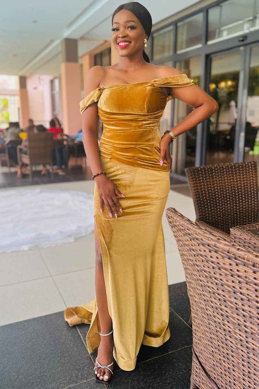 Gold Velvet Off-the-Shoulder Mermaid Long Bridesmaid Dress