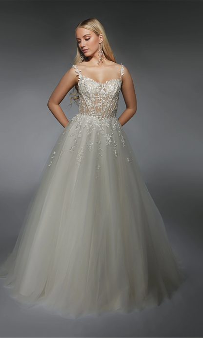 Sheer lace heart-shaped neckline tight corset lace applique wedding dress
