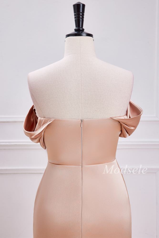 Champagne Off-the-Shoulder Mermaid Maxi Dress with Slit