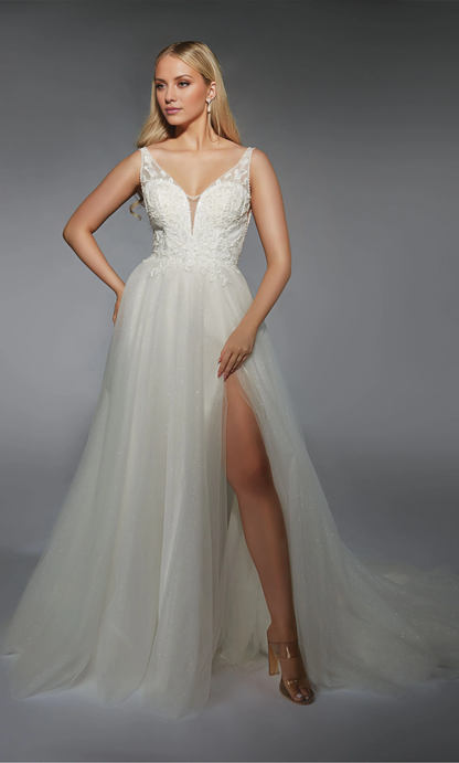 Lace chiffon deep V-neck backless lace decal wedding dress