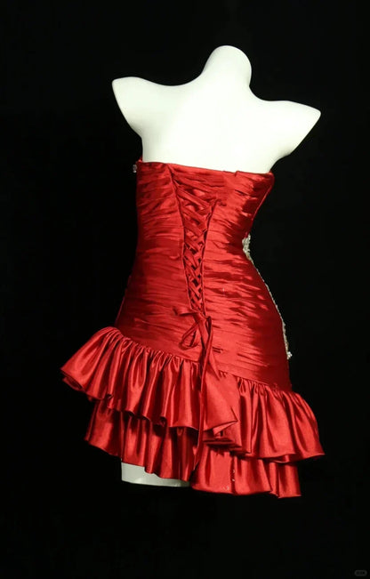 Vintage Red Strapless Sweetheart Design Sheath Satin Party Dress Homecoming Dress HZ1024