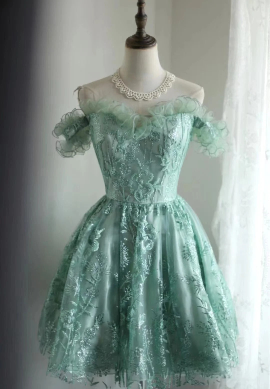 Vintage Green Appliqued Lace-up A-line Off-the-shoulder Party Dresses Homecoming Dresses, HZ1024