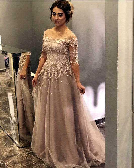 Modest Lace Appliques Tulle Evening Prom Dresses With Sleeves