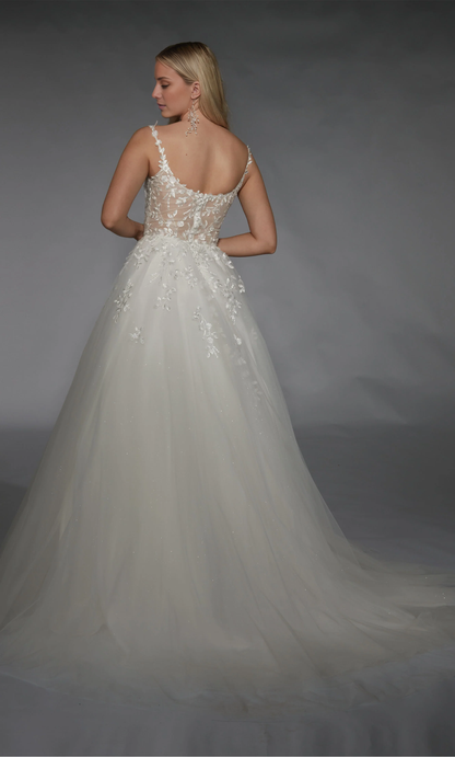 Sheer lace heart-shaped neckline tight corset lace applique wedding dress