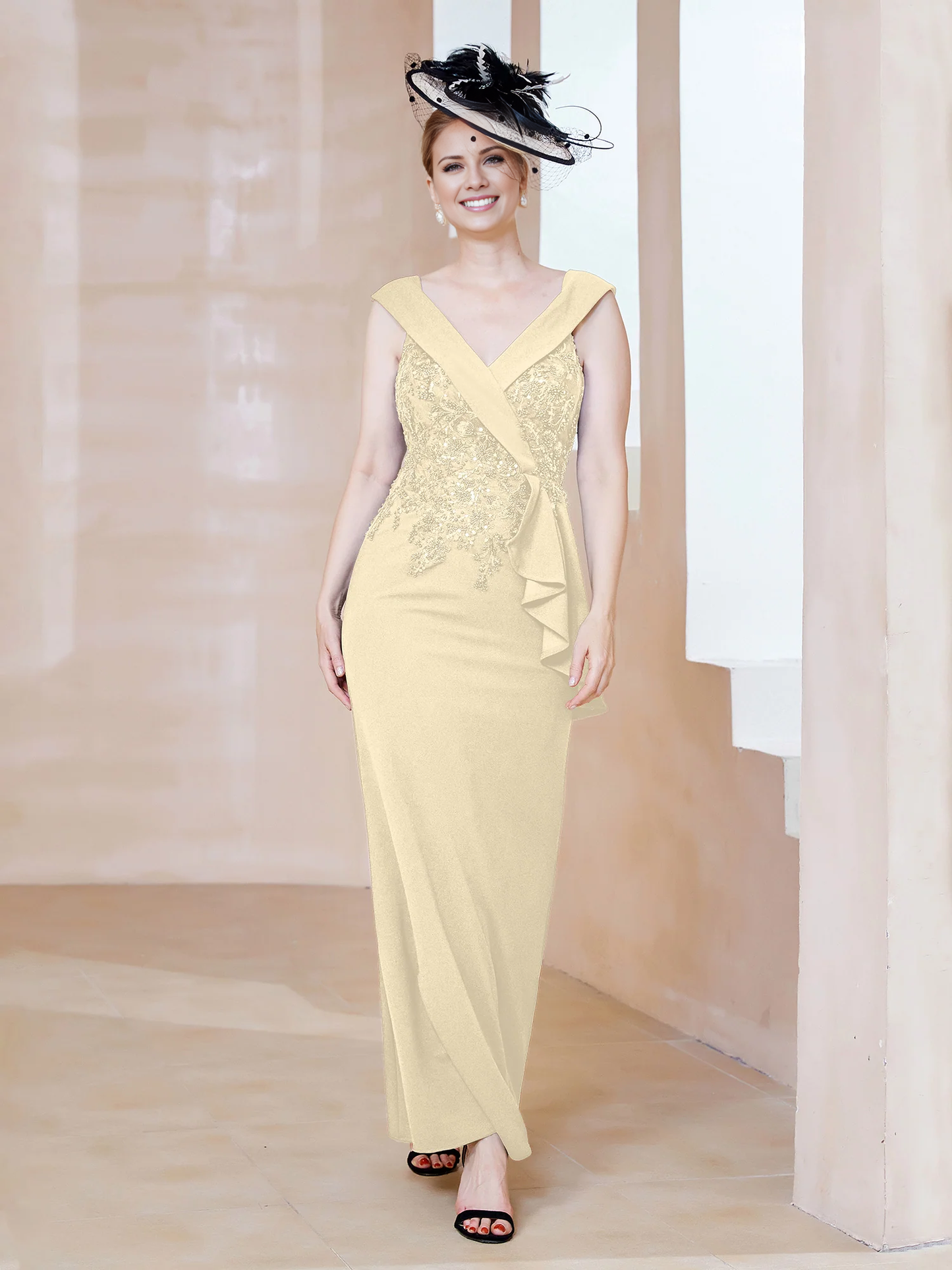 V-neck sleeveless and ground mother of the bride dress