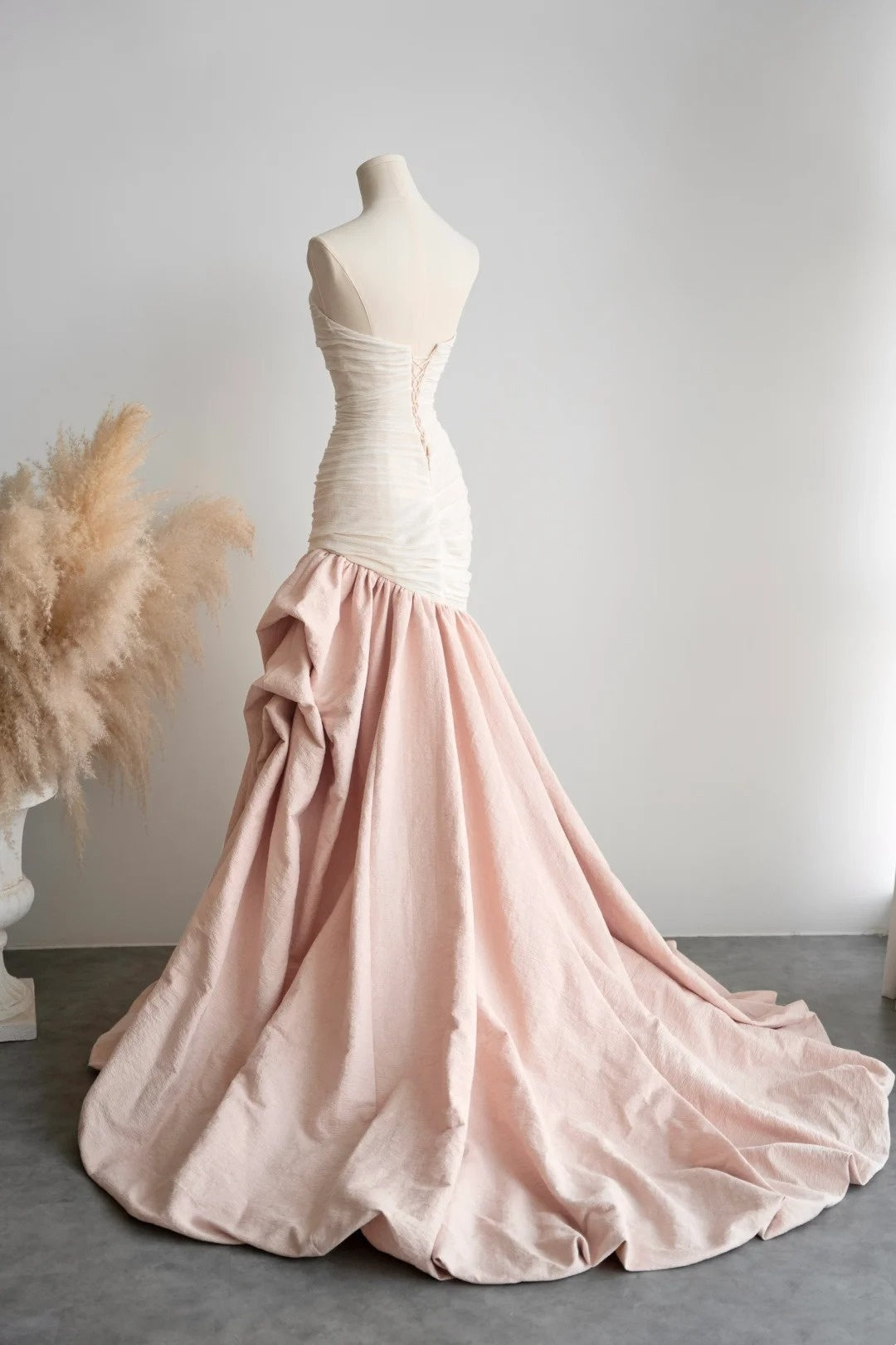 girlhomeshops- Vintage Pink-White Contrast Ruched Strapless Mermaid Long Evening Gown gh6091
