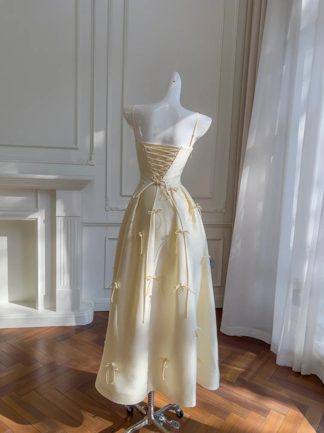 Sweet Light Yellow A-line Spaghetti Strap Bow Satin Long Prom Dress Evening Dress Bridesmaid Dress cc5279