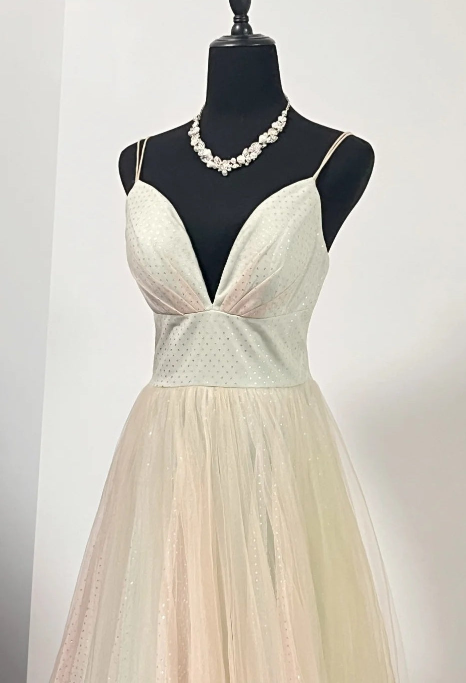 Stunning Prom Dress Spaghetti Straps Pleated Tulle Formal Gown Evening Dress Gala Dress HZ0319