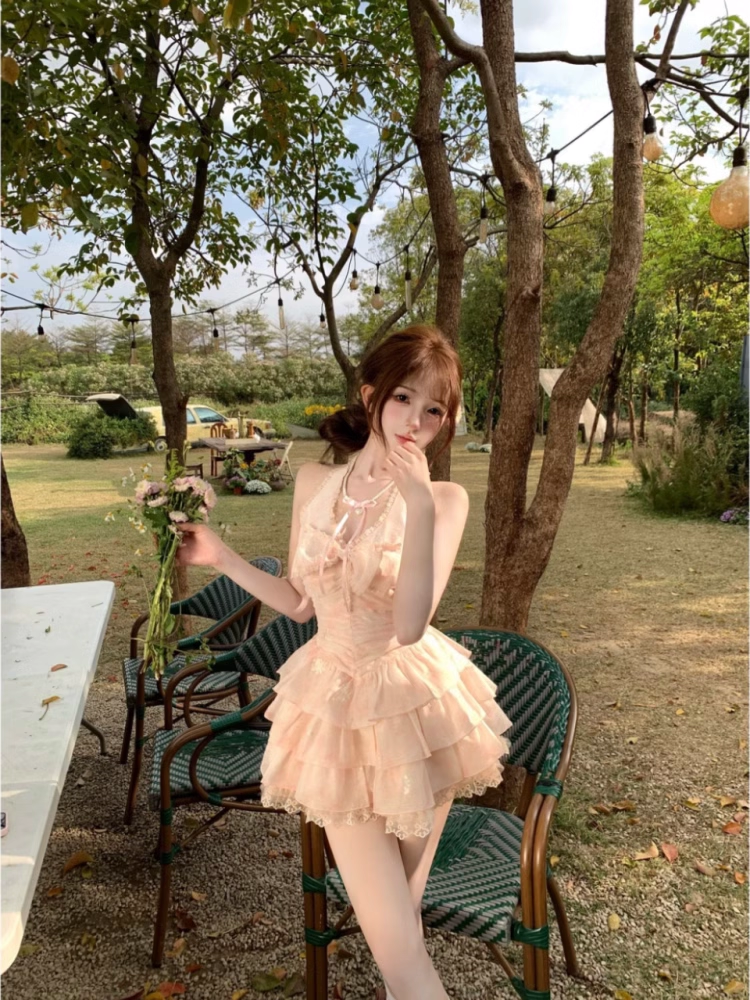 Vintage Pink A-Line Halter-neck Tiered Homecoming Dress Party Dress Cocktail Dress HZ1024