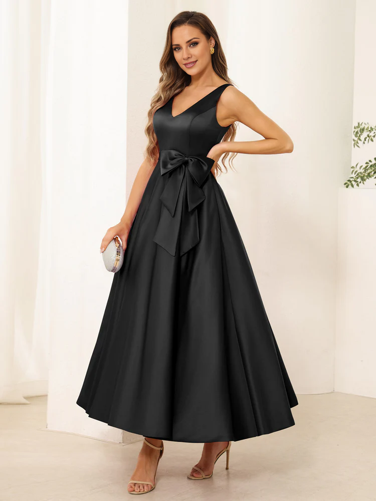 A-line princess V-neck sleeveless bow long mother of the bride dress