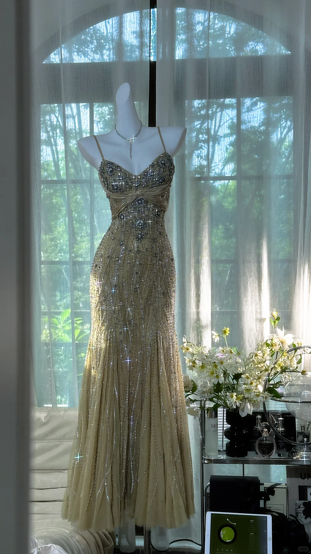 Vintage Shiny Light Green Spaghetti Strap Elegant Design A-line Beaded Romantic Chiffon Evening Dress Prom Dress HZ1024