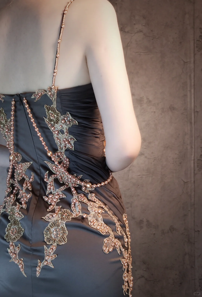 Retro Brown V-neck Beaded Spaghetti Strap Appliqued Design Elegant Satin Evening Dress Prom Dress HZ1024