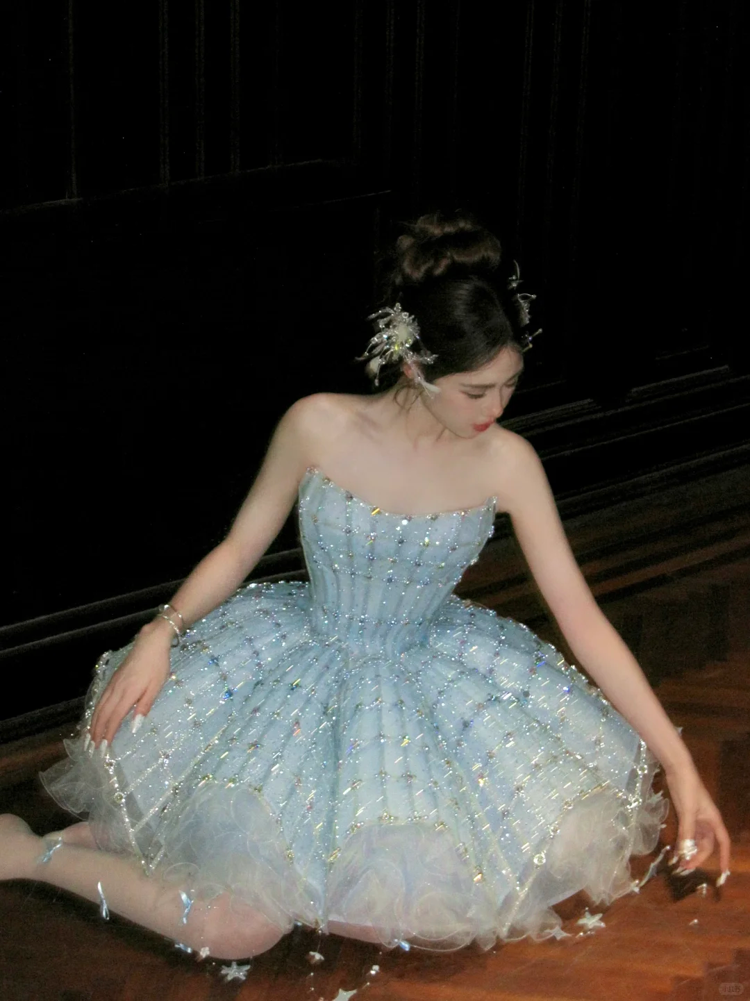 Gorgeous Shiny Light Blue Sequined A-Line Strapless Design Tiered Party Dress Homecoming Dress HZ1024