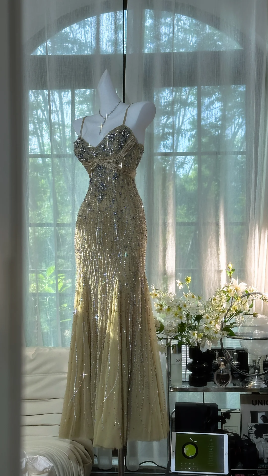 Vintage Shiny Light Green Spaghetti Strap Elegant Design A-line Beaded Romantic Chiffon Evening Dress Prom Dress HZ1024