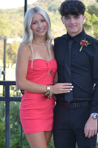 Cute Strapless Twist Sleeveless Satin Tight Party Homecoming Dress