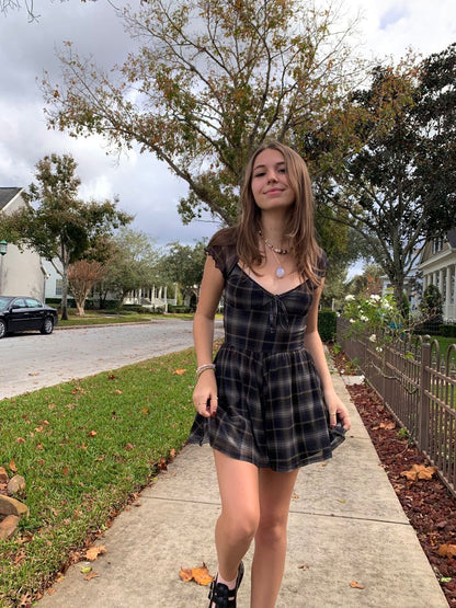 Retro Black Plaid Small Flying Sleeve Waist A-line 17th Birthday Homecoming Dress cc4484