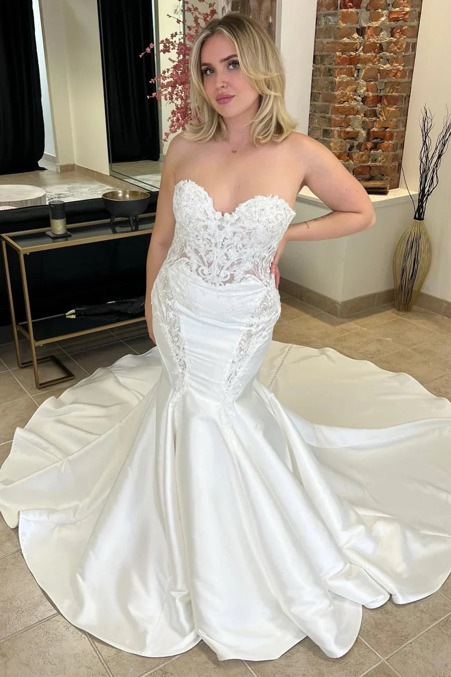Satin Lace Strapless Trumpet Long Wedding Dress