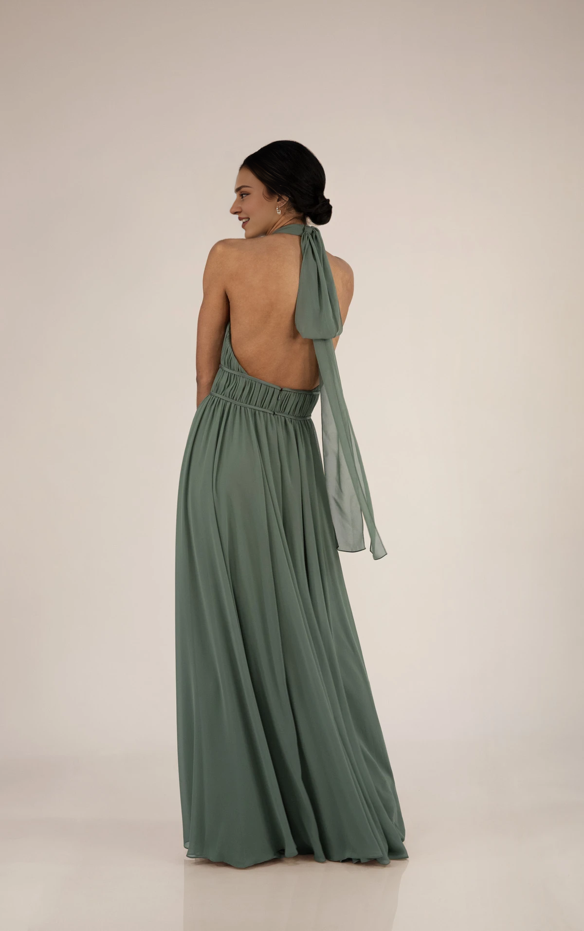 Weitese Prom Shop Dresses Flowy Chiffon A-Line Bridesmaid Dress With Halter Neckline Formal Women's Dresses