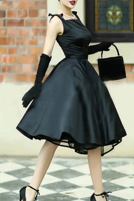 A-line Cocktail Dress Elegant Satin Knee Length Wedding Party Gown