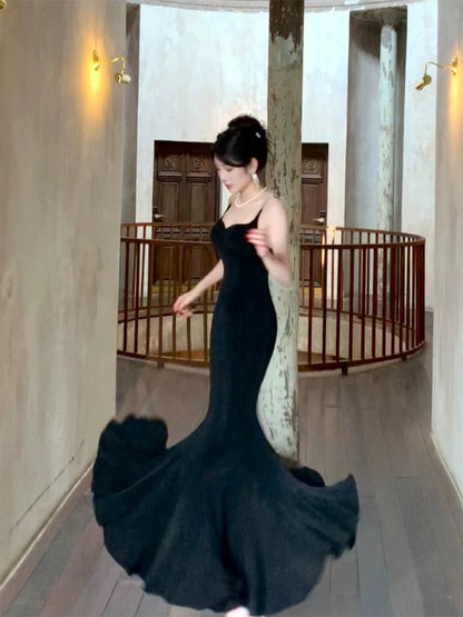 Pretty Sheath Spaghetti Straps Black Long Prom Dresses Evening Dress With Ruffles HZ1024