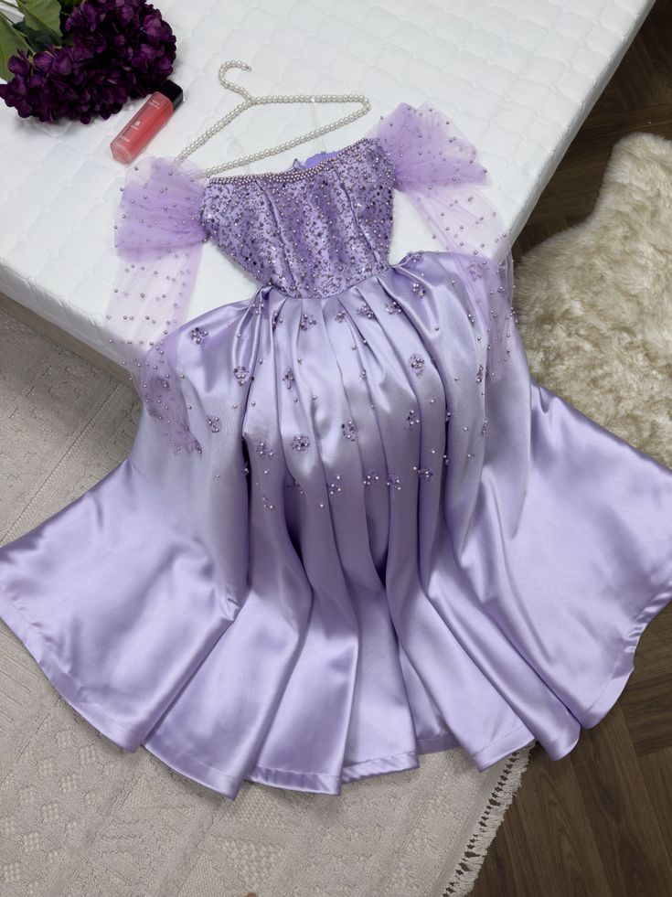 Pretty Ball Gown Strapless Long Puffy Sleeves Lilac Satin Pearls Prom Dresses Long Evening Dress HZ1024
